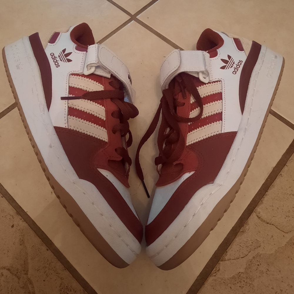 Adidas forum shoes